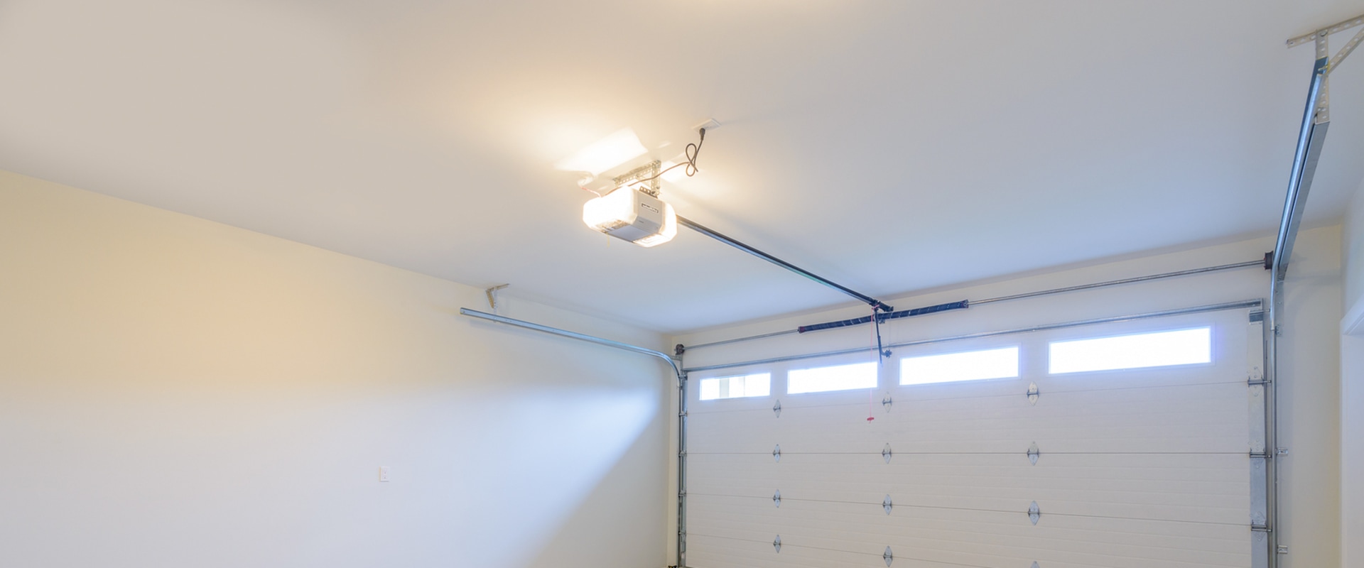 The Ultimate Guide to Choosing the Right Garage Door Tracks for Optimal Garage Door Repair